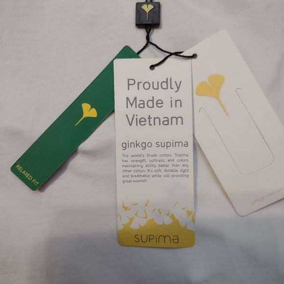 🎀 Gorgeous NWT Ginkgo Supima banana leaf print athletic top - Picture 4 of 8